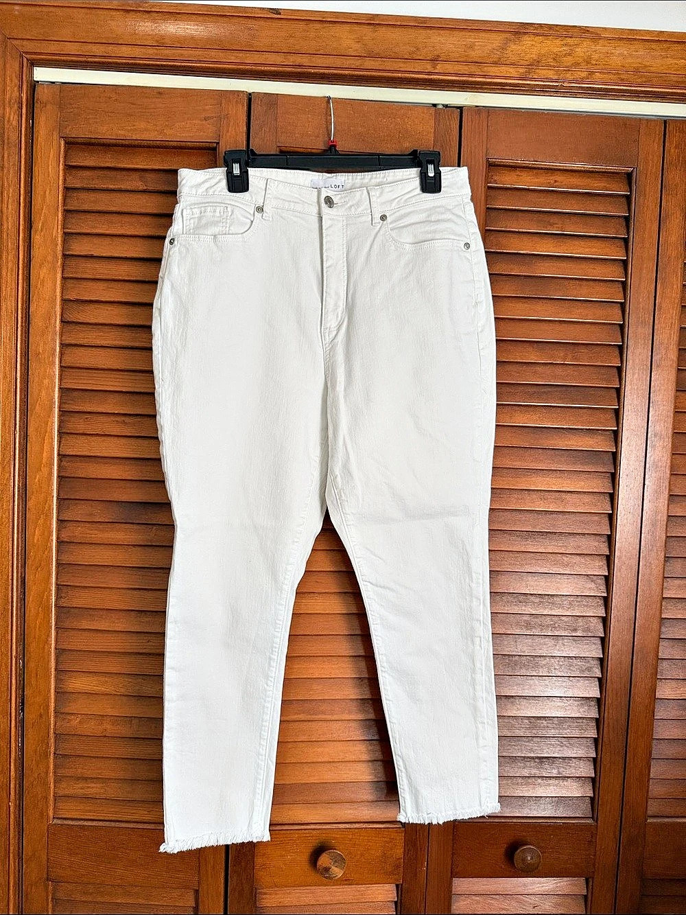 LOFT The Curvy Skinny Jeans White Waist 32